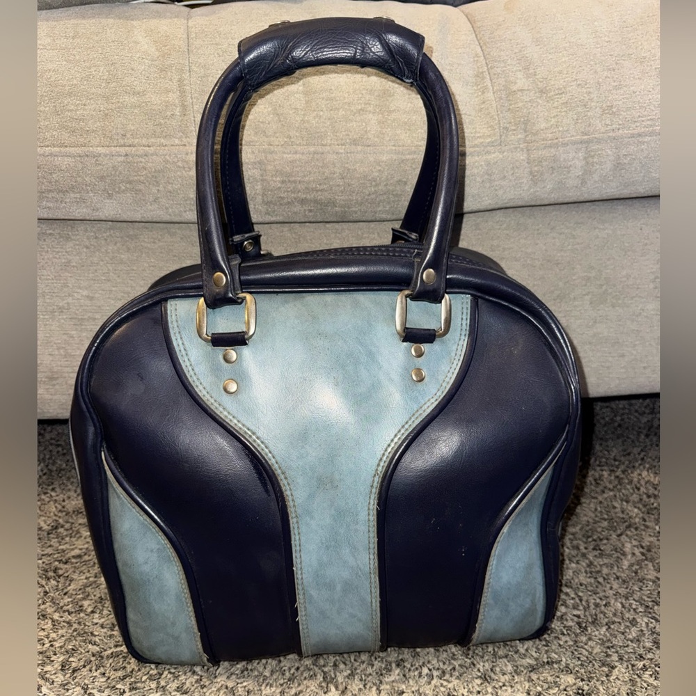 Vintage Bowling Ball Bag Blue light blue 70s Classic handbag luggage carryon